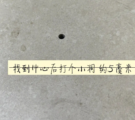 汝州瓷砖空鼓维修公司专业解答在瓷砖铺贴过程中，如果砂料搅拌不均匀，将会带来以下问题